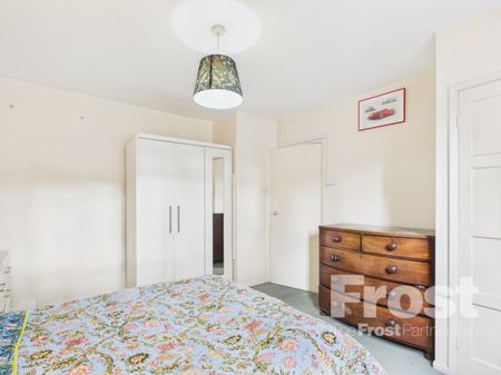 Thirlmere Avenue, Nr Burnham, Slough,SL1 - Photo 3