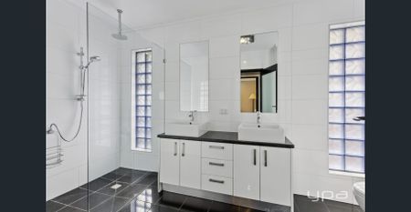 Modern Coastal Living – Furnished or Unfurnished Options Available - Photo 5