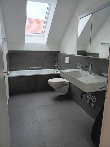 Living and working under one roof in a fantastic 4.5-room penthouse apartment with gallery - Photo 2