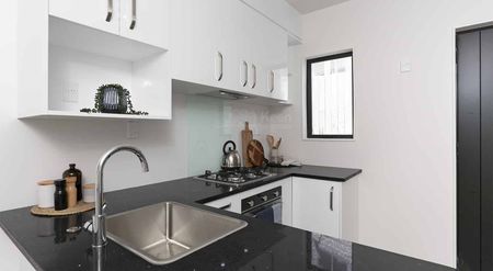 Avondale, 2 Bedrooms $590 pw - 9/2C Walsall Street - Photo 3