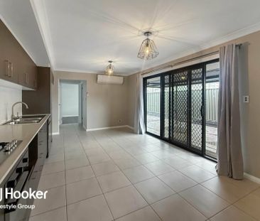6A Howard Loop, Oran Park - Photo 4