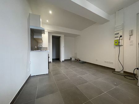 Location appartement 1 pièce, 20.00m², Gaillac - Photo 4