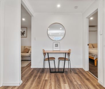 Charming two bedroom home in a great location - Photo 6