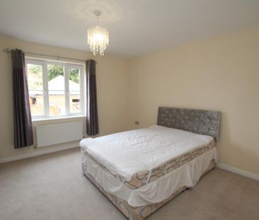4 bedroom terraced house to rent - Photo 6