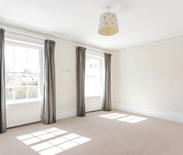 4 bedroom terraced house to rent - Photo 6