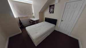 8 Broomfield View, Leeds, LS6 3DH - Photo 2