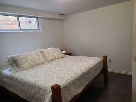 For Lease - 2379 Hensall Street Unit# Lower, Mississauga, Ontario - Photo 3