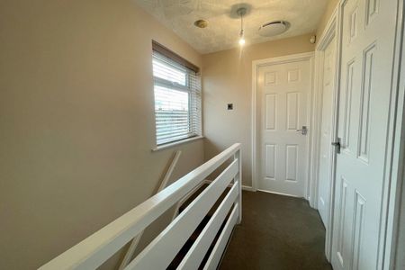 Daisy Hill Avenue - Photo 4