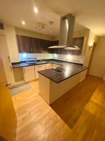 Room in a Shared Flat, Hallmark Court, E14 - Photo 4