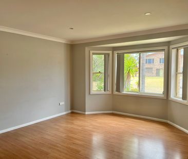 Modern Family Home - Photo 4