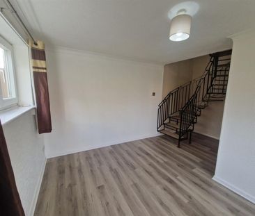 Ffordd Y Mynydd, Birchgrove, SA7 9QG, Swansea - Photo 1