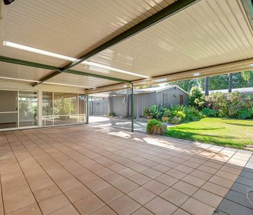 The Perfect Family Home with a Spacious Yard! - Photo 3