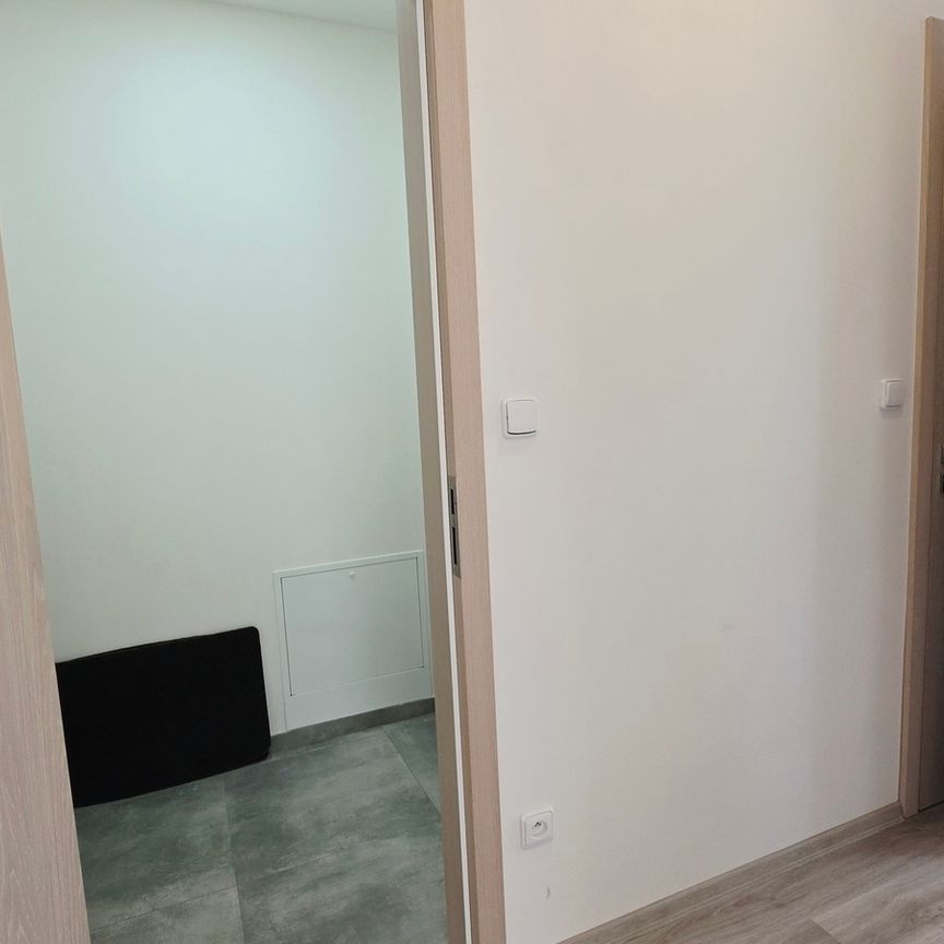 Pronájem bytu 4+kk 165 m² - Фото 1