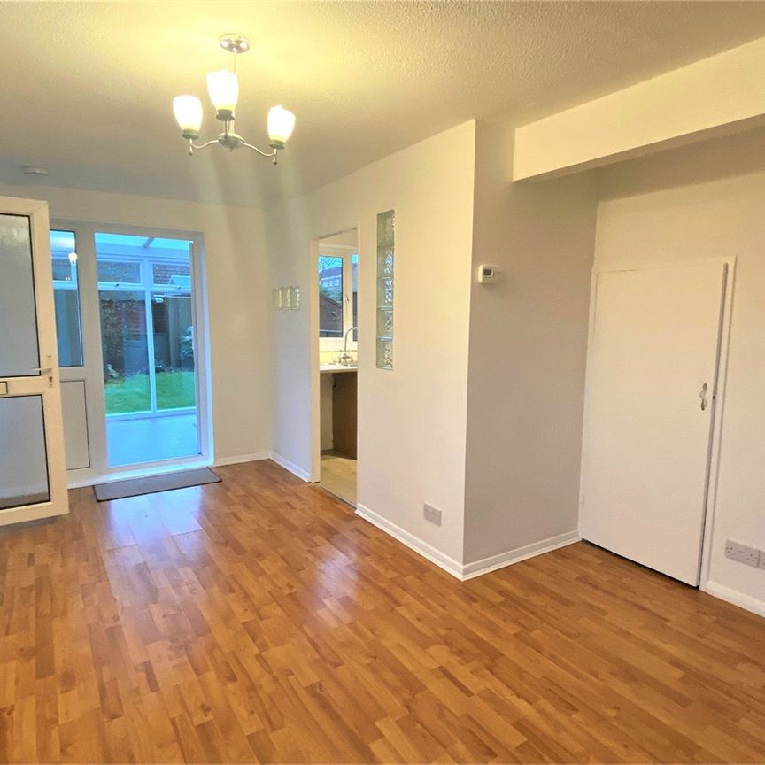 Drake Close, Taunton - Photo 1