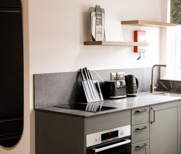 Studio to rent - Photo 2