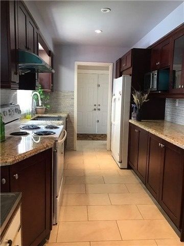 For Lease - 26 Glendower Circle Unit# Upper Floor, Toronto, Ontario - Photo 3