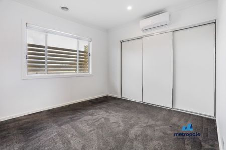 2/18 Bossington Street, OAKLEIGH SOUTH, VIC - Photo 4