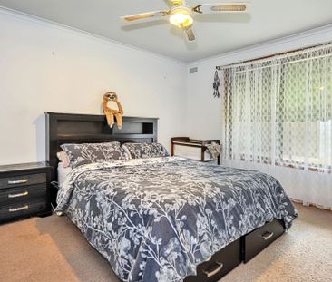 130 Learmonth Road, Wendouree - Photo 5