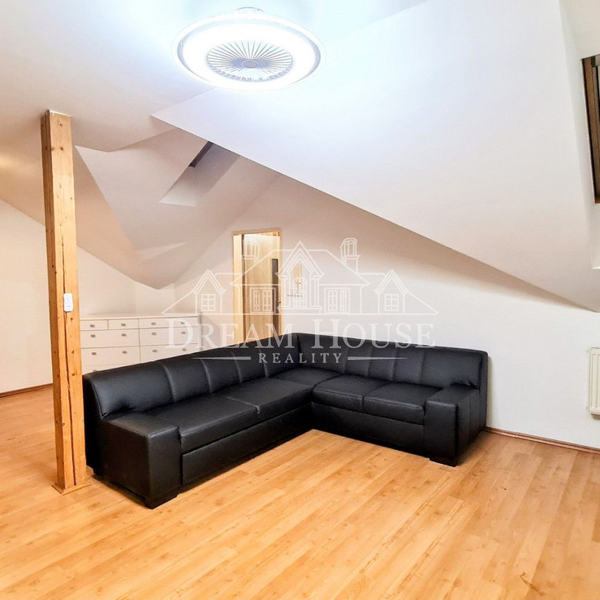 Pronájem bytu 4+kk 120 m² - Photo 1