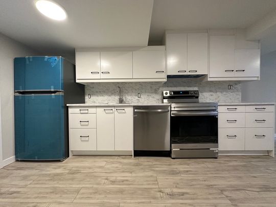 For Lease - 58 Moore Place Unit# B, Barrie, Ontario - Photo 1