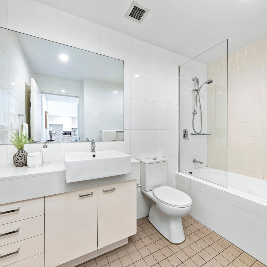 482/33 Hill Road, Wentworth Point NSW 2127 - Apartment For Rent | Domain - Photo 1