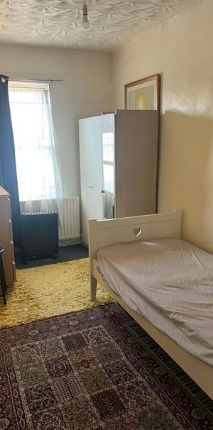 Room in a Shared House, Pell Street, RG1 - Photo 2
