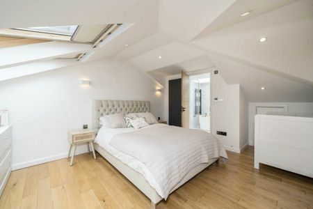 Chiswick High Road, Chiswick, W4 - Photo 3