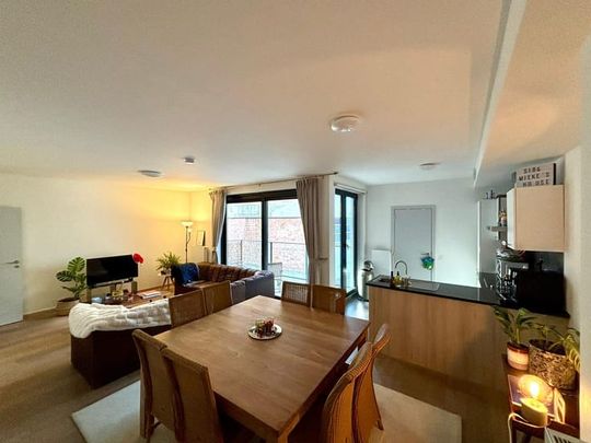 Appartement te huur - Photo 1