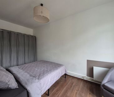 Location Appartement 2 pièces 50m² - Photo 2