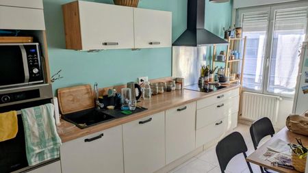 Appartement à louer, 2 pièces - LYON 03 69003 - Photo 4