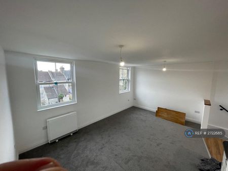 3 bedroom maisonette to rent - Photo 4