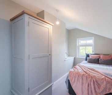 4 bedroom terraced house to rent - Photo 6