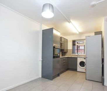 Oulton Close, Clapton, E5 - Photo 4