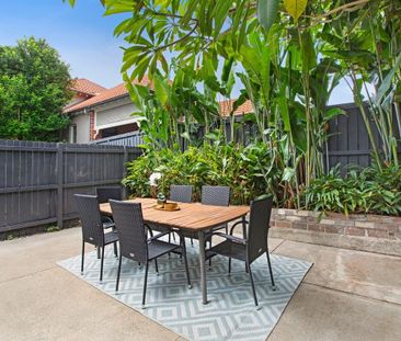 Stylish Federation Home in Prime Drummoyne Location - Photo 3