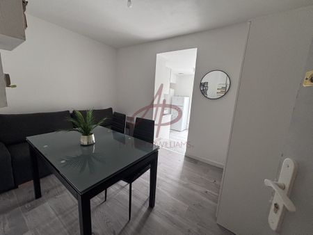 Location Appartement 1 pièce 17m² ROUBAIX 59100 - Photo 5