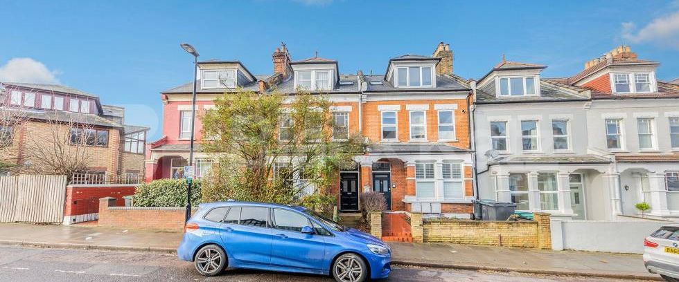 Spacious 2-Bedroom Garden Flat to Rent on Glebe Road, Muswell Hill N10 - Photo 1