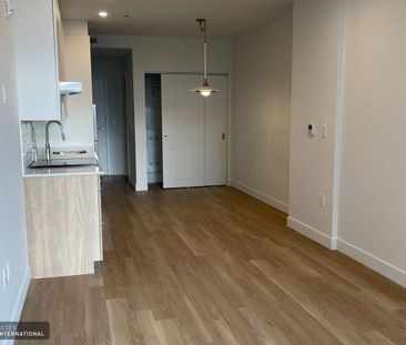 MC135 - Loft Centre-Ville, Montreal - Photo 4