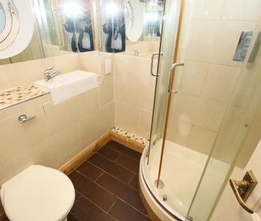 2 bedroom flat to rent - Photo 6