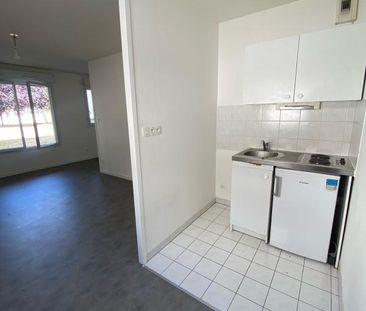Location Appartement 1 pièce 35m² ANGERS 49000 - Photo 4
