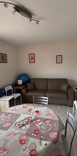 Appartement à Louer à Eu (76260) en Seine-Maritime (76) Découvrez cet appartement d'une surf... - Photo 1