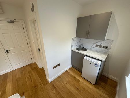 Studio Flat, Avington Grove, SE20 - Photo 5