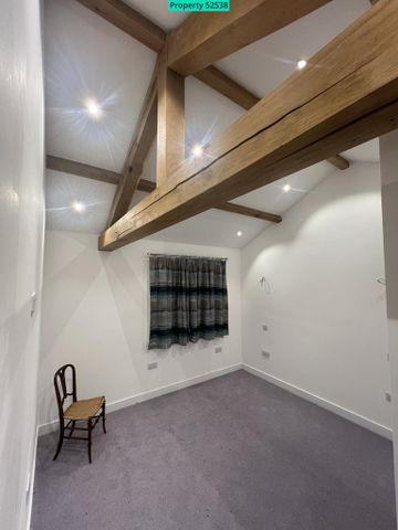 3 bedroom barn conversion to rent - Photo 4