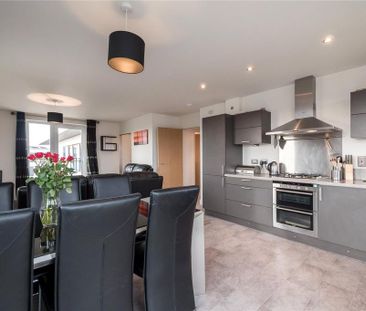 2 bedroom apartment to rent - Photo 4