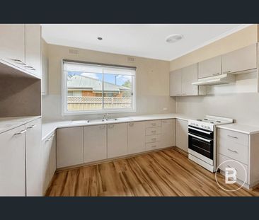 1220 Grevillea Road, Wendouree, Vic 3355 - Photo 2