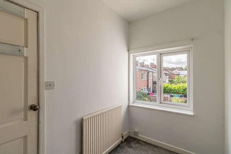 Brough Street West, Macclesfield, SK11 - Photo 3