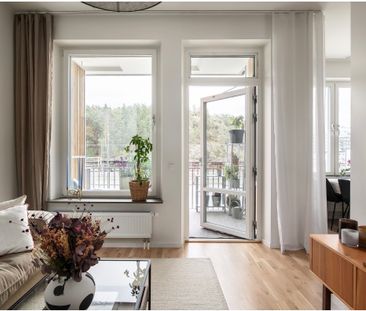 Södra vägen, Nacka - Photo 1