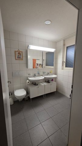 2.5 Zimmer, 80 m², 2. Stock - Photo 5