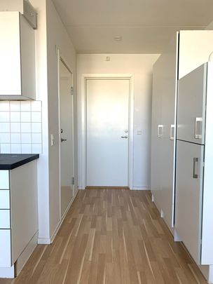 Thomsons väg 32 A, Kryddgården - Photo 1