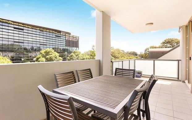 Paddington - Photo 1