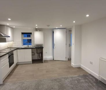 1 bedroom ground floor flat to rent - Photo 2